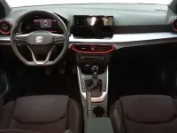 Usado Seat Arona FR 115 CV (84 kW) 2025 Rojo SUV