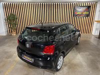 Usado VW Polo Advance 75 CV (55 kW) 2012 Negro Berlina