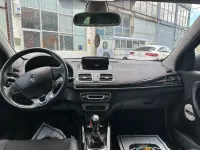 Usado Renault Mégane Bose Edition 130 CV (95 kW) 2015 Gris Familiar