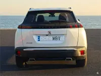 Usado Peugeot 2008 Allure 130 CV (95 kW) 2022 Blanco SUV