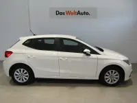 Usado Seat Ibiza Style Plus 110 CV (80 kW) 2022 Blanco Utilitario