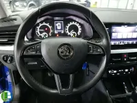 Usado Skoda Kamiq Active 95 CV (69 kW) 2020 Azul SUV