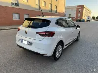 Usado Renault Clio IV Business 85 CV (62 kW) 2019 Blanco Berlina