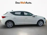Usado Seat Leon Style 115 CV (84 kW) 2023 Blanco Berlina