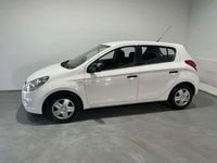 Usado Hyundai i20 Classic 77 CV (56 kW) 2012 Blanco Utilitario