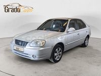 Usado Hyundai Accent 81 CV (59 kW) 2005 Gris / plata Berlina