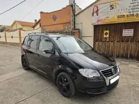 Usado VW Touran 105 CV (77 kW) 2008 Negro Monovolumen