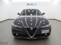Usado Alfa Romeo Giulia 150 CV (110 kW) 2018 Azul Berlina