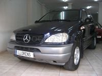 Usado Mercedes ML320 218 CV (160 kW) 1999 Azul SUV