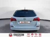 Usado Opel Astra Expression 115 CV (84 kW) 2011 Blanco Berlina