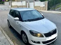 Usado Skoda Fabia 69 CV (50 kW) 2015 Blanco Berlina