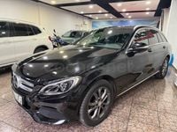 Usado Mercedes C220 170 CV (125 kW) 2015 Negro Familiar