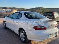 Usado Hyundai Coupé 114 CV (83 kW) 1999 Blanco Coupe