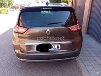 Usado Renault Grand Scénic IV Zen 130 CV (95 kW) 2018 Marrón Monovolumen