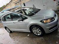 Usado VW Touran Advance 150 CV (110 kW) 2017 Gris / plata Monovolumen