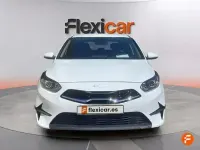 Usado Kia Ceed 136 CV (100 kW) 2023 Blanco Utilitario