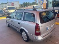 Usado Opel Astra Club 75 CV (55 kW) 1999 Gris / plata Familiar