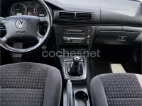 Brugt VW Passat Comfortline 100 HK (73 kW) 2000 Grå Sedan