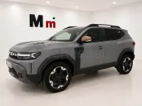 Usado Dacia Duster Extreme 130 CV (95 kW) 2025 Gris / plata SUV