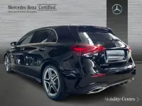 Usado Mercedes A180 116 CV (85 kW) 2024 Negro noche Berlina