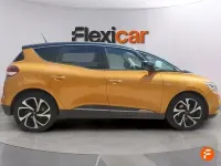 Usado Renault Scénic III Zen 130 CV (95 kW) 2016 Amarillo Monovolumen