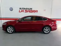 Usado Ford Mondeo Trend 160 CV (117 kW) 2015 Rojo Utilitario
