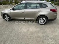 Usado Renault Mégane GrandTour Dynamique 115 CV (84 kW) 2013 Gris / plata Familiar