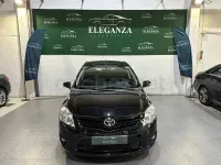 Usado Toyota Auris Luna 90 CV (66 kW) 2010 Negro Utilitario