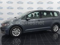 Usado VW Touran Edition 115 CV (84 kW) 2017 Gris / plata Monovolumen