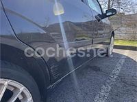 Usado Ford Focus Ghia 90 CV (66 kW) 2002 Negro Berlina