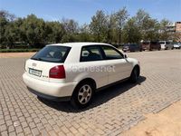 Używany Audi A3 Ambiente 110 KM (80 kW) 1999 Biały Hatchback