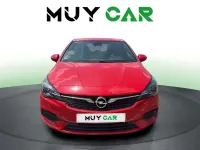 Usado Opel Astra Edition 110 CV (80 kW) 2020 Rojo Utilitario