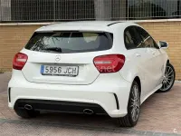 Usado Mercedes A180 AMG line 109 CV (80 kW) 2015 Blanco Utilitario