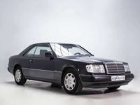 Usado Mercedes E300 220 CV (161 kW) 1991 Negro
