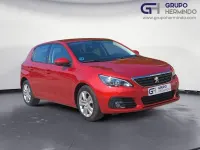 Usado Peugeot 308 Active 100 CV (73 kW) 2020 Rojo Berlina