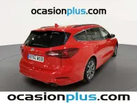 Usado Ford Focus ST-Line 155 CV (114 kW) 2024 Rojo Familiar