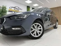 Usado Seat Leon ST Style 150 CV (110 kW) 2023 Azul Familiar