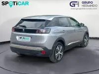 Usado Peugeot 3008 Allure 180 CV (132 kW) 2024 Gris / plata SUV