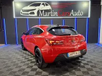 Usado Opel Astra GTC Sportive 200 CV (147 kW) 2018 Rojo Berlina