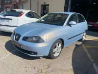 Usado Seat Ibiza Reference 100 CV (73 kW) 2005 Azul Utilitario