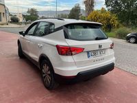 Usado Seat Arona Style 115 CV (84 kW) 2019 Blanco SUV