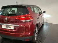 Usado Renault Scénic IV Zen 160 CV (117 kW) 2018 Rojo Monovolumen
