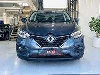 Usado Renault Kadjar 115 CV (84 kW) 2019 Gris SUV