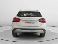Käytetty Mercedes GLA180 122 HP (89 kW) 2017 Valkoinen Katumaasturi