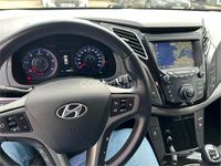 Usado Hyundai i40 141 CV (103 kW) 2018 Blanco Berlina