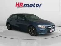 Usado Mercedes A180 116 CV (85 kW) 2022 Azul Utilitario