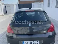 Usado Peugeot 308 90 CV (66 kW) 2009 Gris / plata Berlina