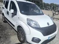 Usado Fiat Qubo Easy 70 CV (51 kW) 2019 Blanco Monovolumen