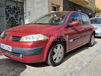 Usado Renault Mégane II Dynamique 115 CV (84 kW) 2003 Granate Berlina