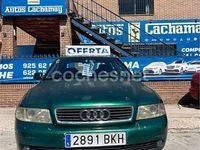 Usado Audi A4 130 CV (95 kW) 2002 Verde Berlina